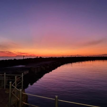 Cape Town, Sea Point, Beautiful 2 Bedroom Apartment @Tucked Away Екстериор снимка
