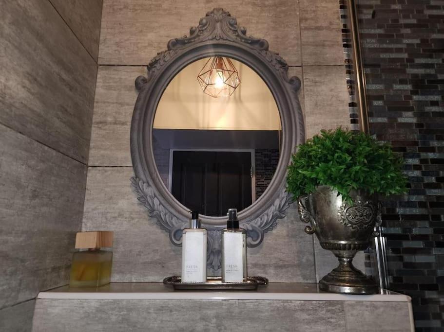 Cape Town, Sea Point, Beautiful 2 Bedroom Apartment @Tucked Away Екстериор снимка