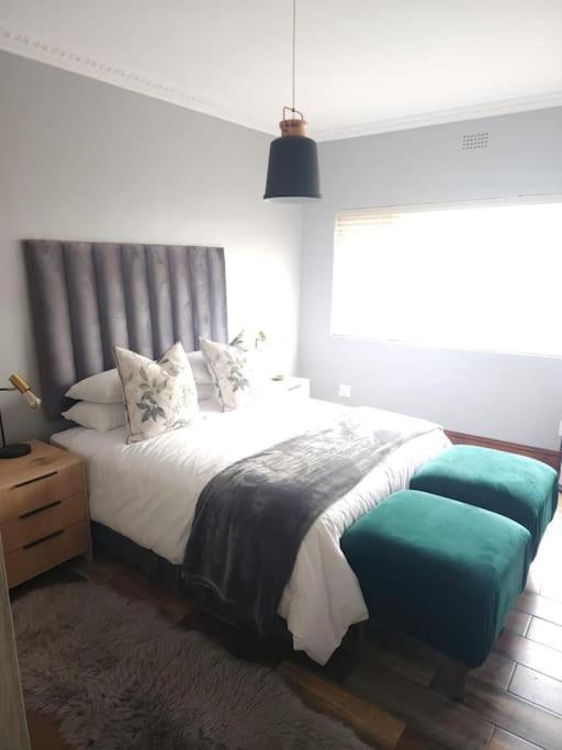 Cape Town, Sea Point, Beautiful 2 Bedroom Apartment @Tucked Away Екстериор снимка
