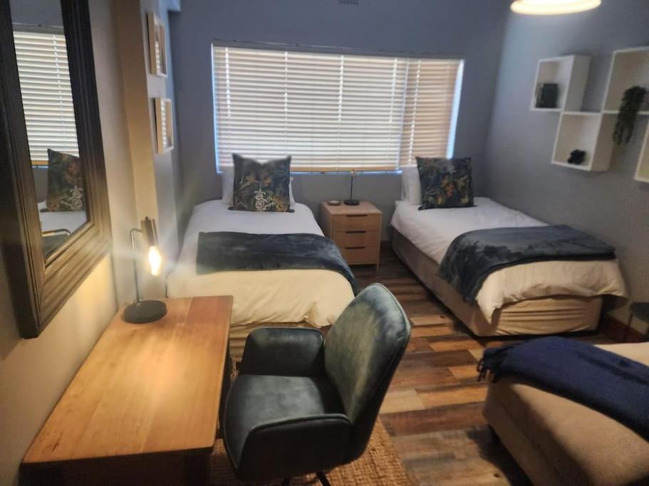 Cape Town, Sea Point, Beautiful 2 Bedroom Apartment @Tucked Away Екстериор снимка