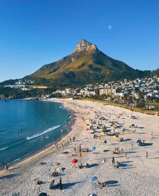 Cape Town, Sea Point, Beautiful 2 Bedroom Apartment @Tucked Away Екстериор снимка